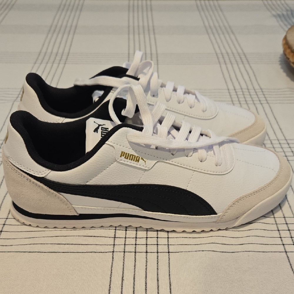 Puma White and Black Retro Sneakers